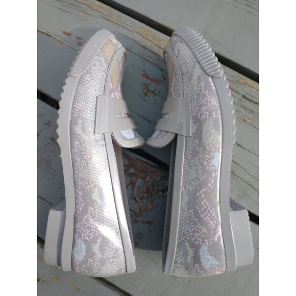 Cougar Ritz rubber rain mocasin shoes, size 6, Pattern: Snake Pigeon - Picture 7 of 11